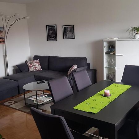 Apartment Dawn Velika Gorica Esterno foto